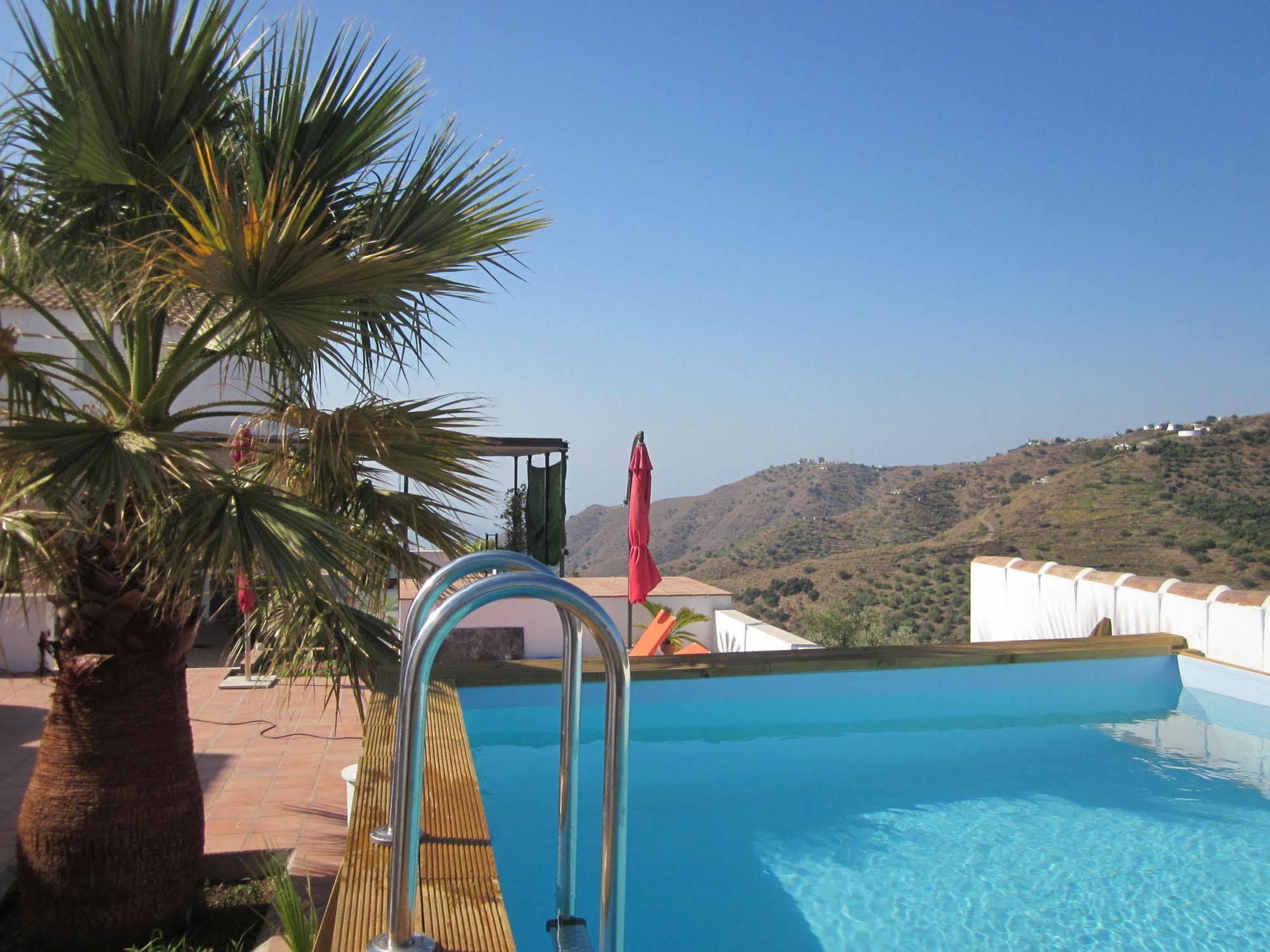 Casa Los Dos (Adults Only) Sayalonga Ngoại thất bức ảnh